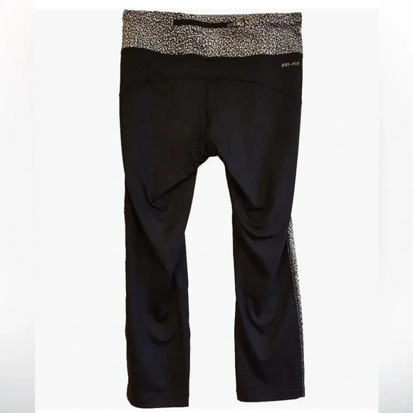 Nike Women's Dri-Fit Running Training Capri Tights Black Print size Large - Picture 3 of 8